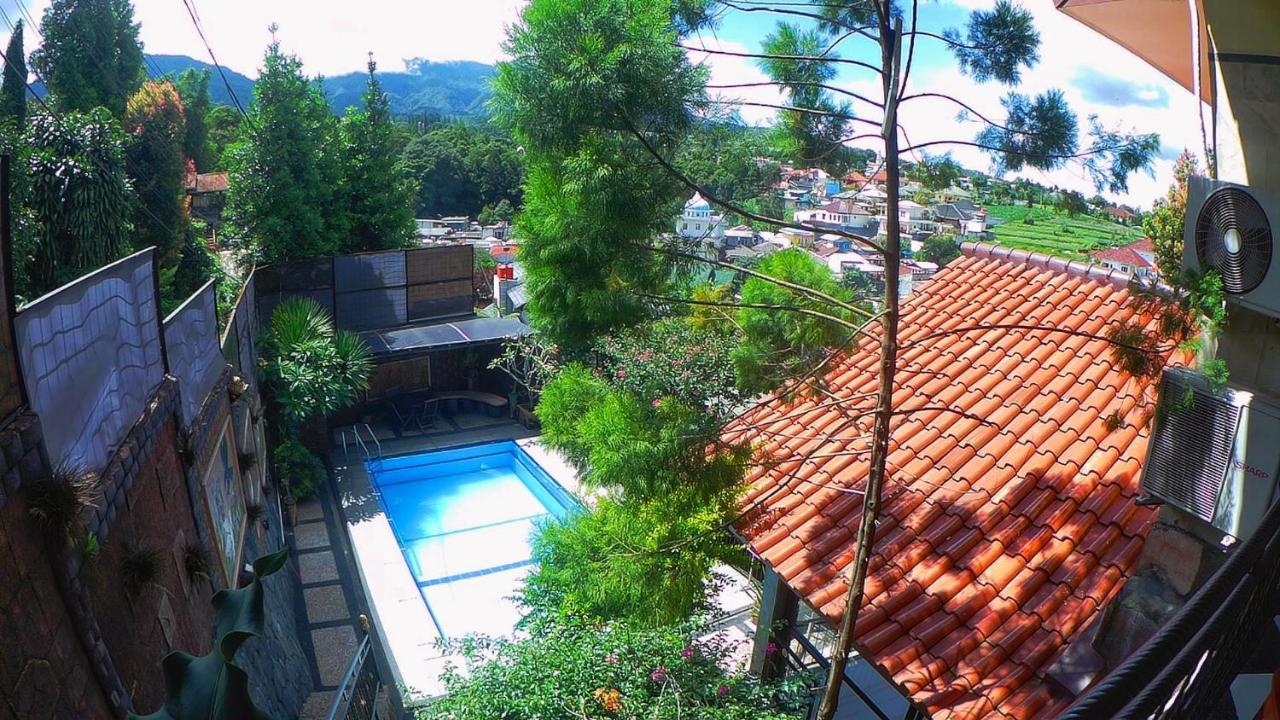 Villa Dira โบกอร์ ภายนอก รูปภาพ