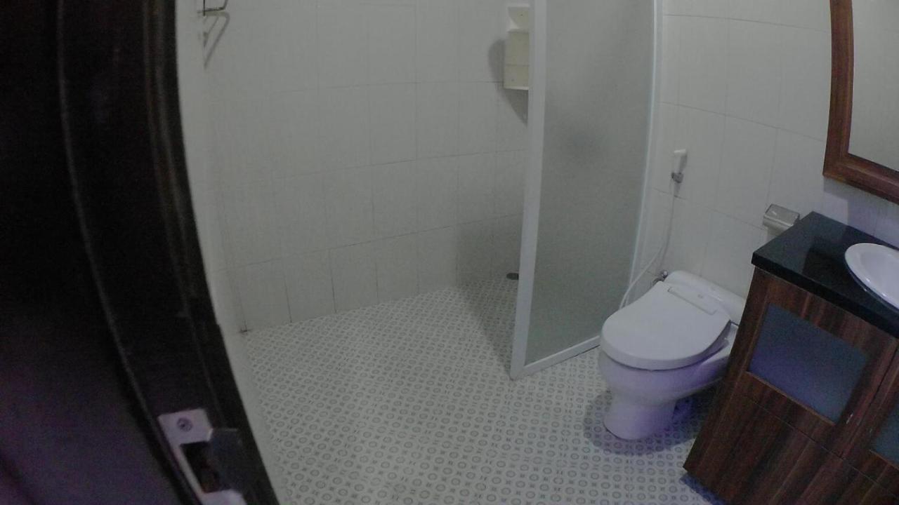 Villa Dira โบกอร์ ภายนอก รูปภาพ